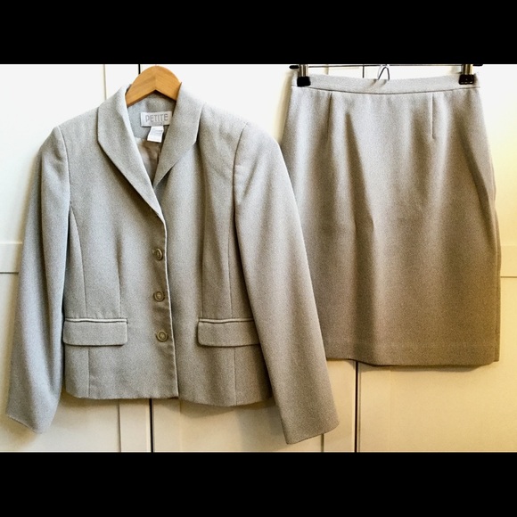 Jacket - Picture 6 of 6